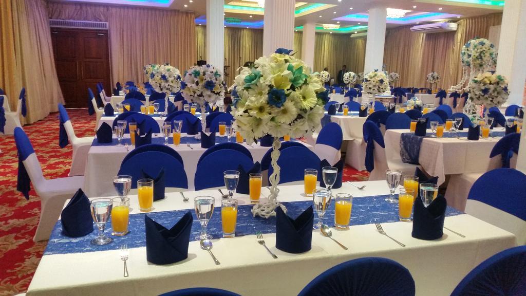Navro Beach Resort Panadura Buitenkant foto